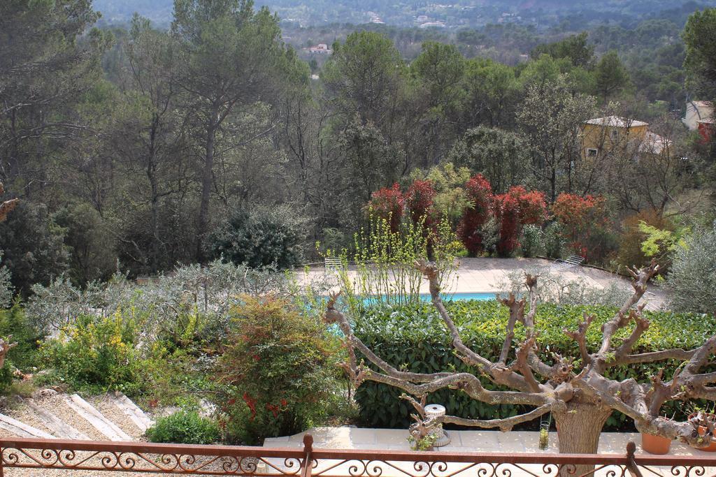 Bed and Breakfast Bastide Saint Bernard Le Thoronet Exterior foto